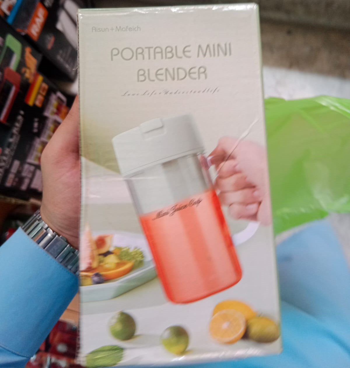 Aisun + Mofeich Portable Mini Blender - Kitchen Appliance Product Designed For Food Blending And Daily Beverage Preparation Routine (Random Color)