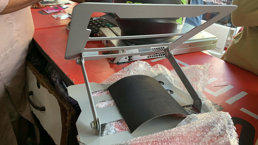High Quality Durable Laptop Stand Big Size Non Rotating Stable Support Improves Posture Ergonomics Keeps Device Cool
